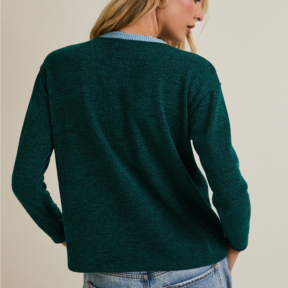 Round Neck Long Sleeve Top - Picture 3 of 4